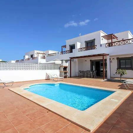 Cyca Villa *