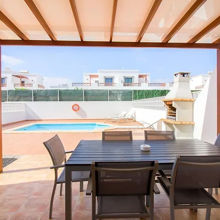 Cyca Villa *